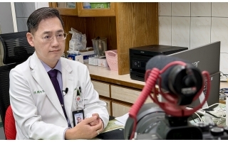 洪國瑋醫師講述輔助醫學的重要